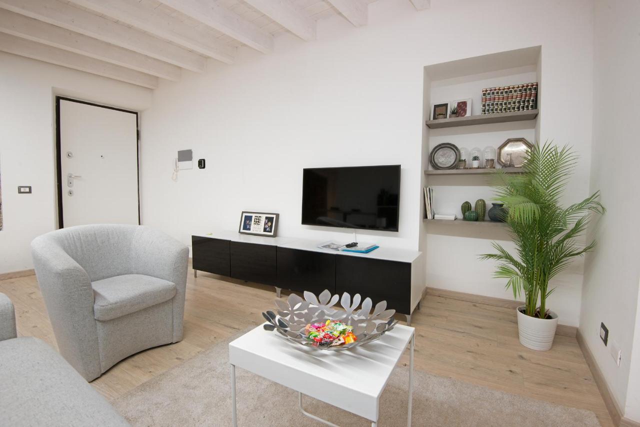 Larius Apartment Como Zewnętrze zdjęcie